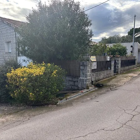 Maison De Village En Granite ポルトヴェッキオ