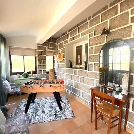 Сasa de vacaciones Maison De Village En Granite *
