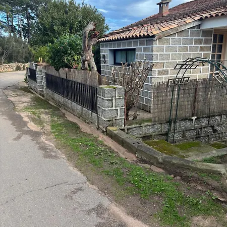 Maison De Village En Granite *