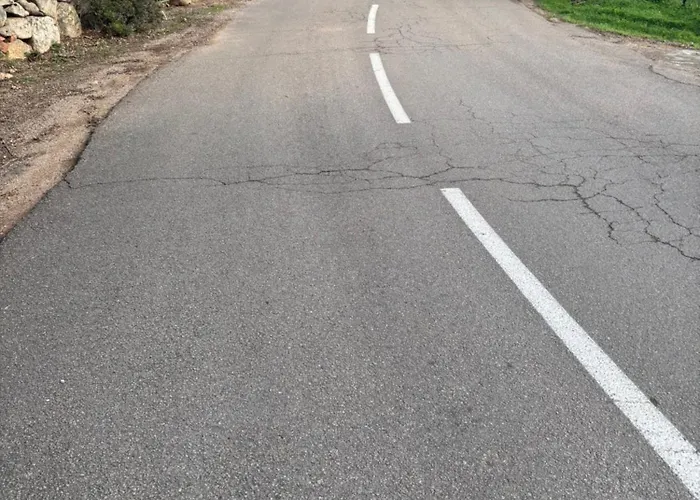 Maison De Village En Granite * Porto-Vecchio (Corsica)